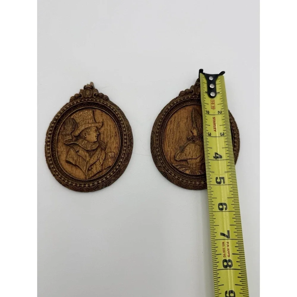 Vtg Victorian Plaque Set Man Women Bust Silhouette Wood Grain Wall Hanging *Flaw